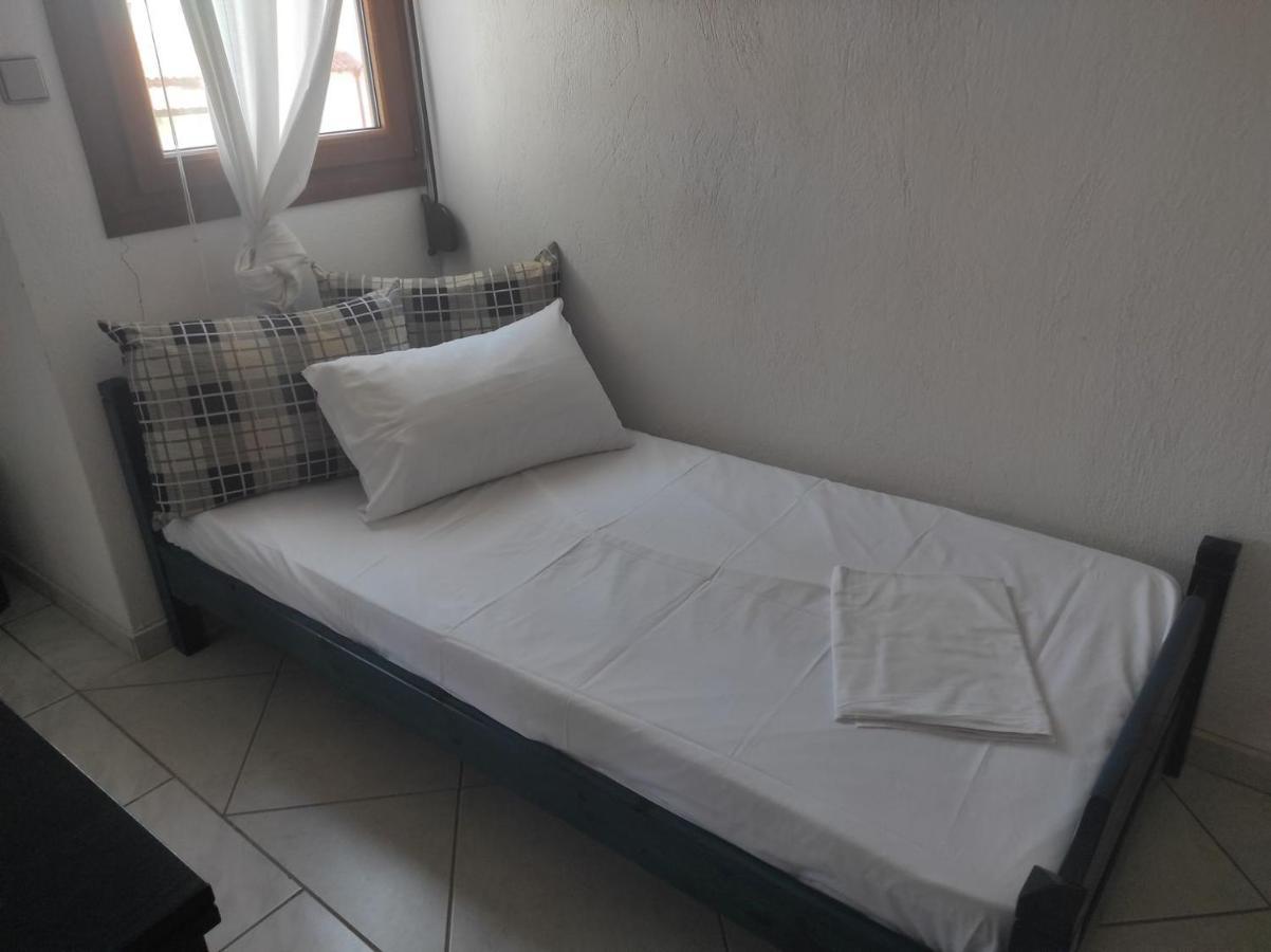 Beach Front Apartment In Пефкохори Екстериор снимка